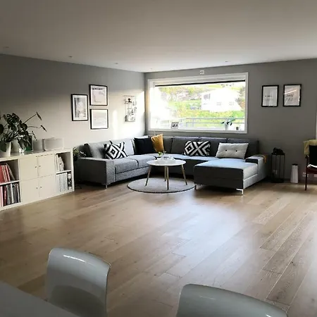 Holiday home Solferie Justnesskauen 21